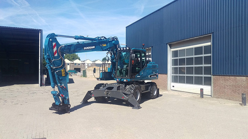 Nieuwe Doosan mobiele kraan | Hooijer Renkum